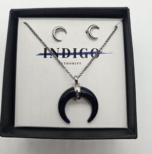 Indigo Authority Silver and Black Crescent  Earrings and Necklace Jewelry Set